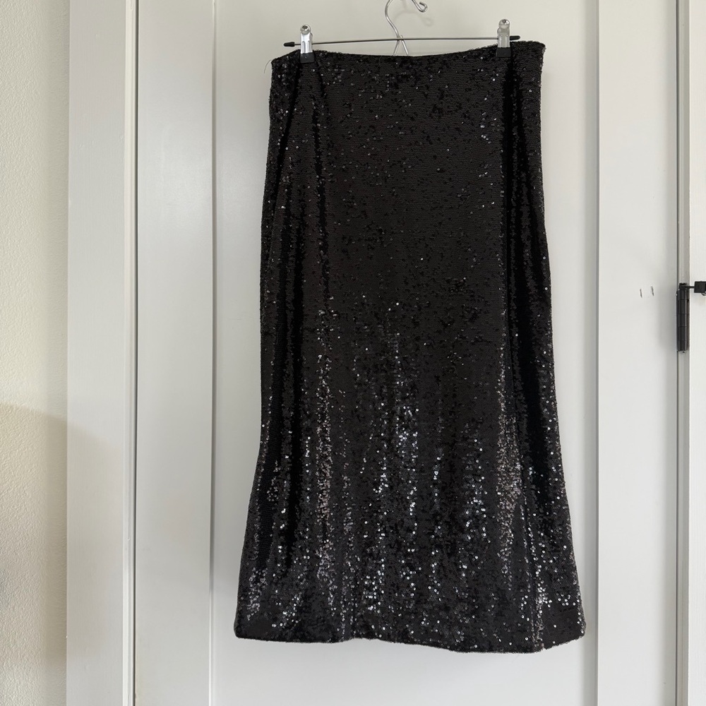 NWT / Gap Black Sequin Maxi Skirt